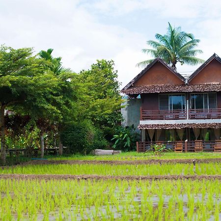 เฮินไต รีสอร์ท แม่ลาน้อย Ban Mae La Noi Exterior foto